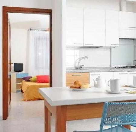 Europa アパートホテル