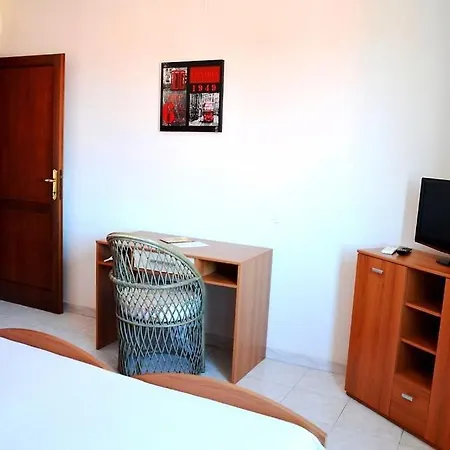 Apart-hotel Europa 3*